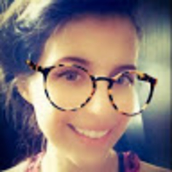 Profile Picture of Mandi Lambert (@mandi_lambert) on Poshmark