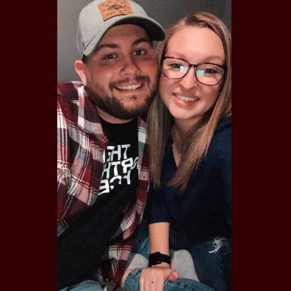 Erin Gilkerson - Poshmark Profile Picture of Erin Gilkerson (@eringilker) on Poshmark