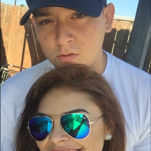 Profile Picture of Catherine Aguirre (@catherinecrml_) on Poshmark