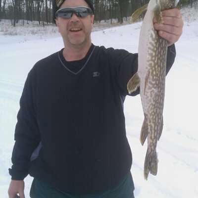 Profile Picture of Dan Solberg (@dgreblos26) on Twitter