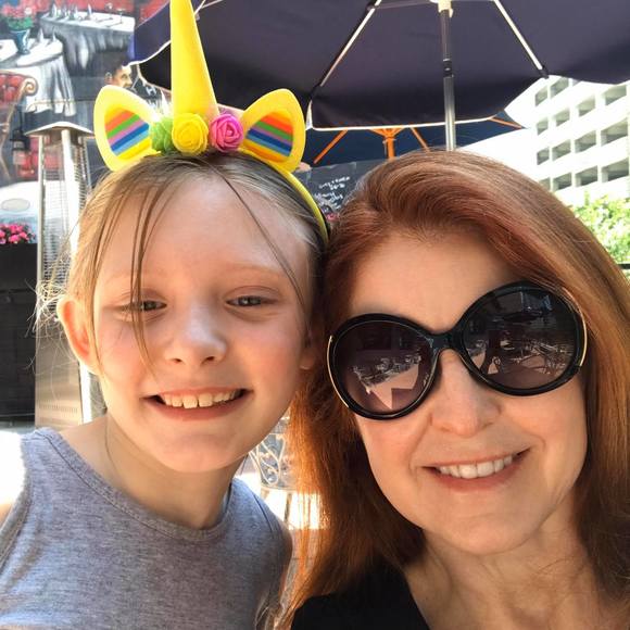 Profile Picture of Lisa Wallschlaeger (@lisalwall2) on Poshmark