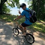 Profile Picture of Rob James (@robajames) on Instagram