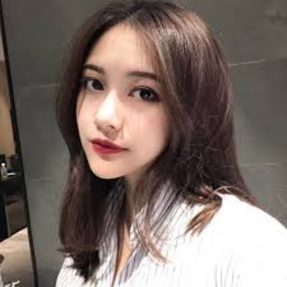 Profile Picture of Verce Koceva (@dennisdsanchez9) on Poshmark