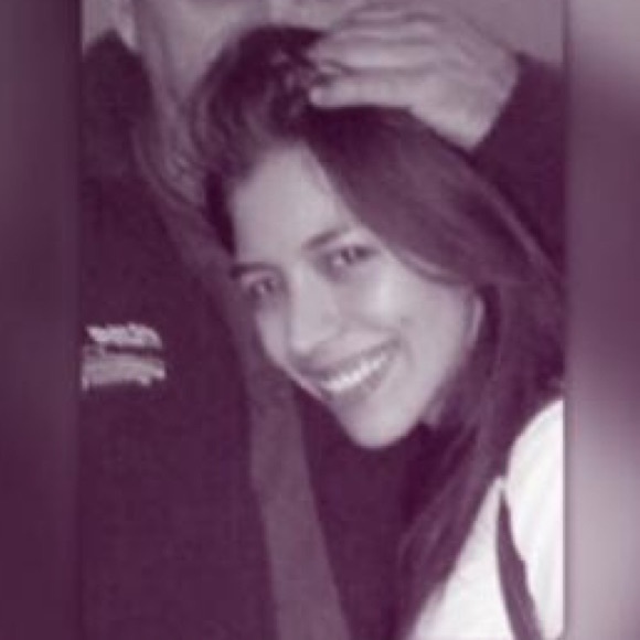 Profile Picture of Marian Lucero (@maru1804) on Poshmark