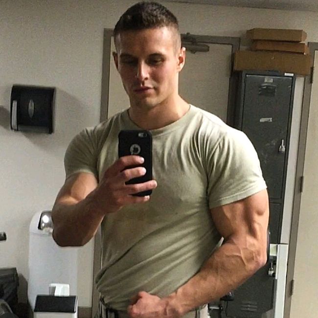 Profile Picture of davidrobock27 (@davidrobock27) on Tiktok