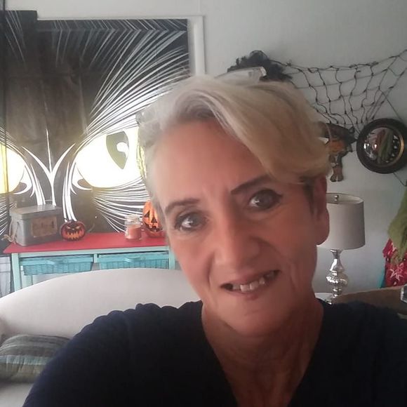 Profile Picture of Jill Cridlebaugh (@jillybob24) on Poshmark