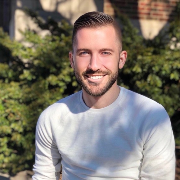 Profile Picture of Cody Linhart (@codylinhart) on Poshmark