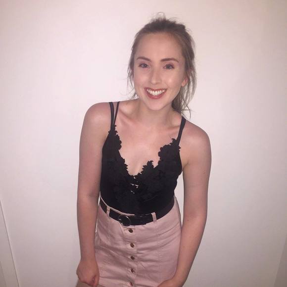 Profile Picture of Michaela Mulvaney (@michaelamul312) on Poshmark