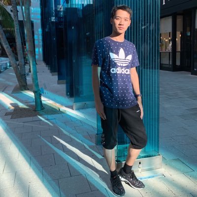 Profile Picture of Zechen Zhang (@ZechenZhang1) on Twitter