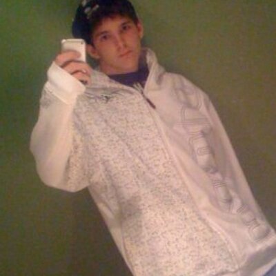 Profile Picture of Brandon Hughlett (@MrTrailorPan) on Twitter