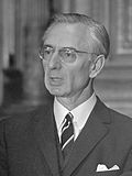 Profile Picture of Fred Bachrachon Wikipedia