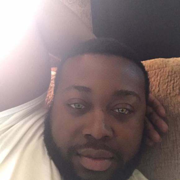 Profile Picture of Lustinus Bearnar (@lustinus) on Poshmark