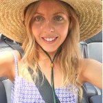 Profile Picture of Hallie Meyers-Shyer (@halliemeyersshyer) on Instagram