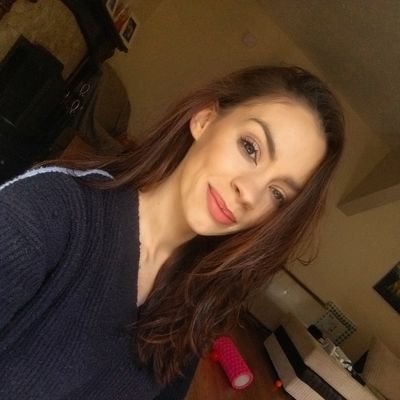 Profile Picture of Alana Daly (@AlanaDaly3) on Twitter