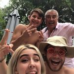 Profile Picture of Vincent, Auguste et Léna (@piscinesurlebalcon) on Instagram