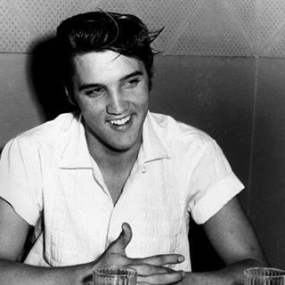 Profile Picture of Jhon Iker Febres Cordero (@jhoniker.febrescordero) on Facebook