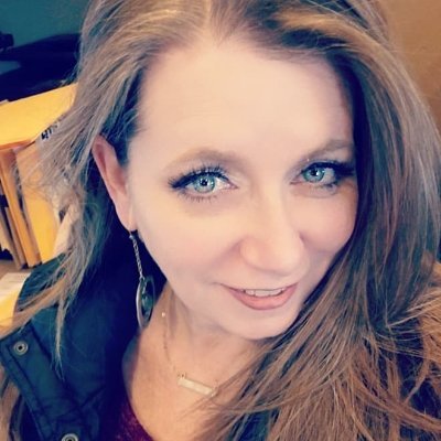 Profile Picture of Lori Jarrett (@lorimjarrett) on Twitter