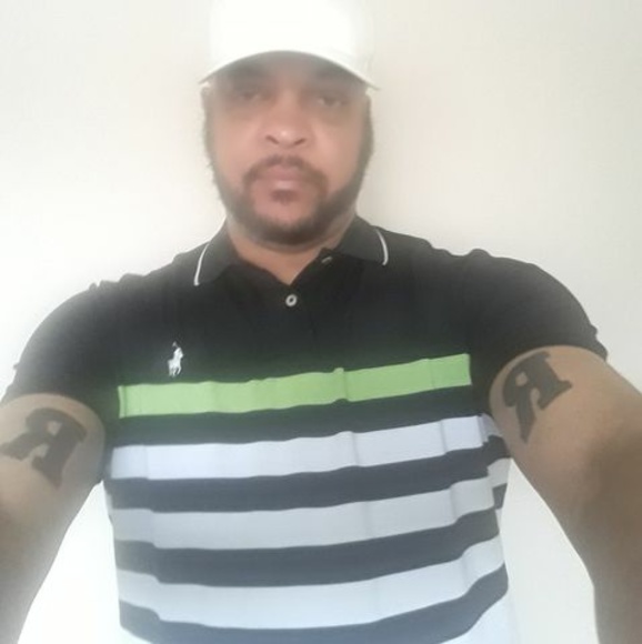 Profile Picture of Louis Reed (@reedlouis) on Poshmark