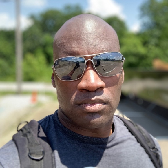 Profile Picture of Fredell Boulware (@bluesdude02) on Poshmark