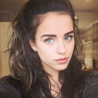 Profile Picture of Alexa Benson (@alexabenson5) on Twitter