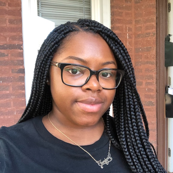Profile Picture of Tempestt White-daniel (@tempestt_w) on Poshmark