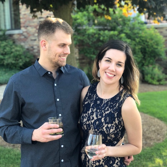 Profile Picture of Brett Grant (@brett_grant) on Poshmark