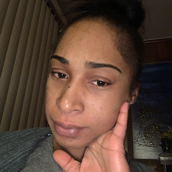 Profile Picture of Brittany Clemons (@bclemons88) on Poshmark