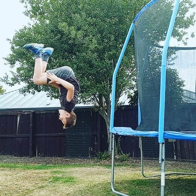 Profile Picture of Stephen Van Hout (@HoutStephen) on Twitter