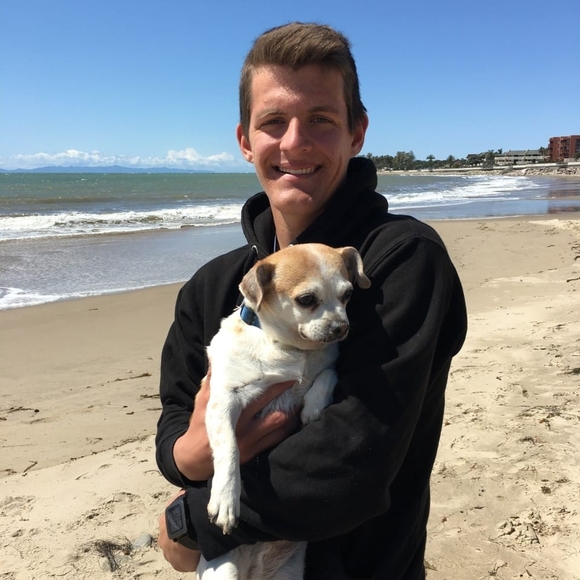 Profile Picture of Blake Musil (@flamingo91390) on Poshmark