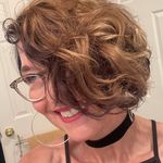 Profile Picture of Megan Schumacher Anderson (@graphiquephotography) on Instagram