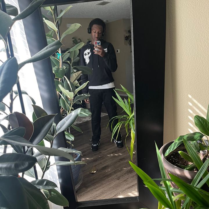 Profile Picture of Emory (@emory025) on Tiktok