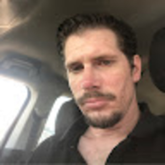 Profile Picture of Kyle Schroeder (@kdschroeder1986) on Poshmark
