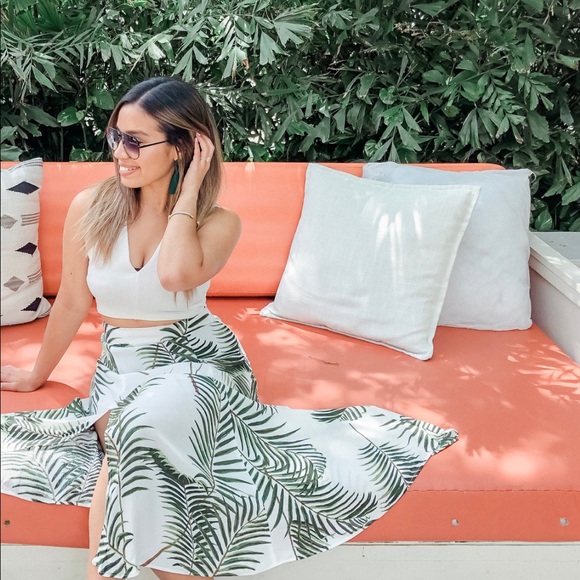 Profile Picture of Samantha Botello (@samogirbotello) on Poshmark