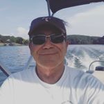 Profile Picture of bob stubblefield (@read_1952) on Instagram