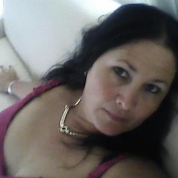 Profile Picture of Gayle Staib (@fasttatt) on Poshmark