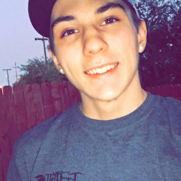 Profile Picture of Trevor Hobbs (@lowkey3420) on Poshmark