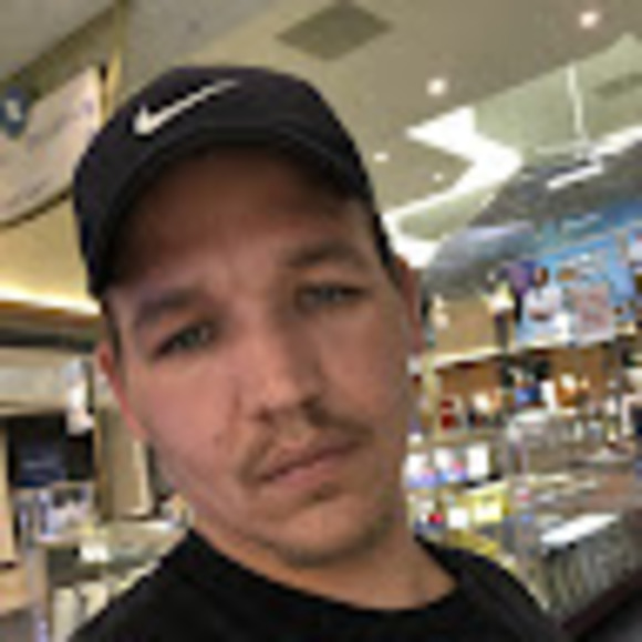Profile Picture of Eugenio Elvires (@eugenioelvires9) on Poshmark