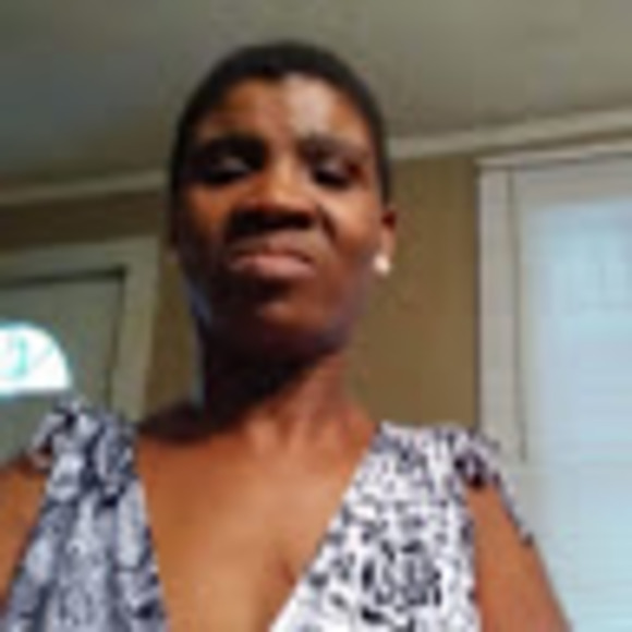 Profile Picture of Chiffon Brown8 (@chiffonbrown8) on Poshmark