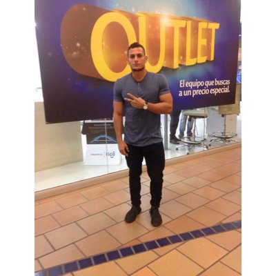 Profile Picture of Frank Quintero (@frankqtero) on Twitter