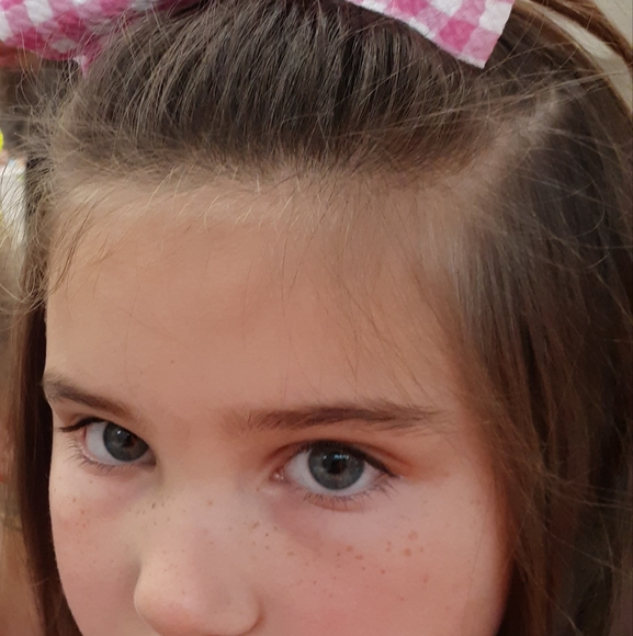 Profile Picture of Nancy Hendrix (@nancyhendrix) on Poshmark