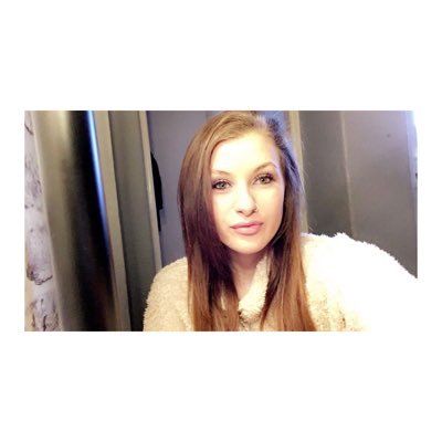 Profile Picture of Tia Edwards (@tiaedwards2000) on Twitter