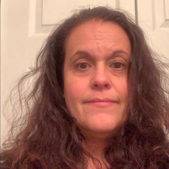 Profile Picture of Krista Maciorowski (@krsmac) on Poshmark