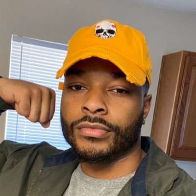 Profile Picture of Papa John (@johnsovisual) on Twitter