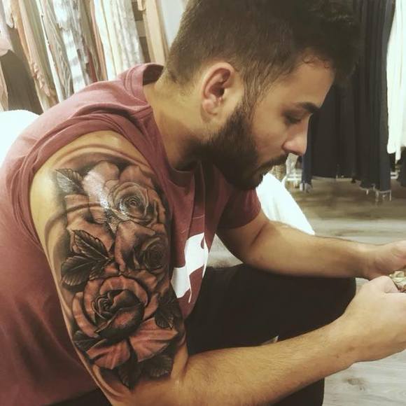 Profile Picture of Andrew Scuderi (@andree_scuderi) on Poshmark