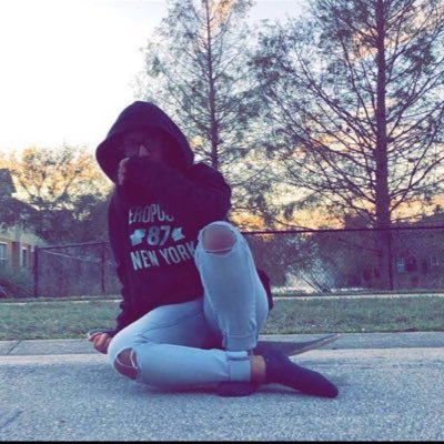 Profile Picture of Farah Chowdhury (@farah28961786) on Twitter