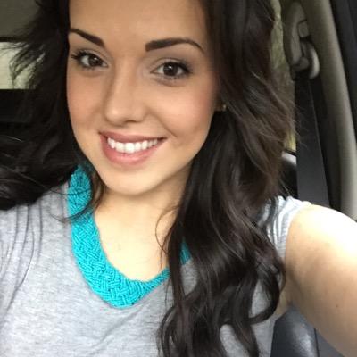 Profile Picture of Chelsea Clemons (@chelslauclemo) on Twitter