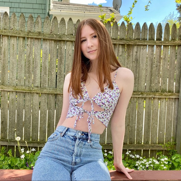 Profile Picture of Erika Leverich (@erikaleverich) on Poshmark