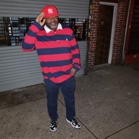 Profile Picture of Adrian Thomas (@jahthomaajam) on Poshmark
