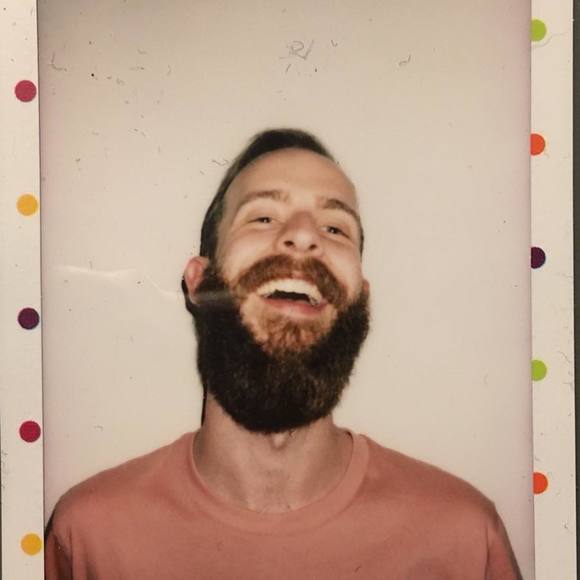 Profile Picture of Richard Murphy (@richrmurphy) on Poshmark