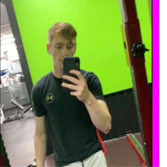 Profile Picture of Josh Dickson (@joshdickson852) on Poshmark